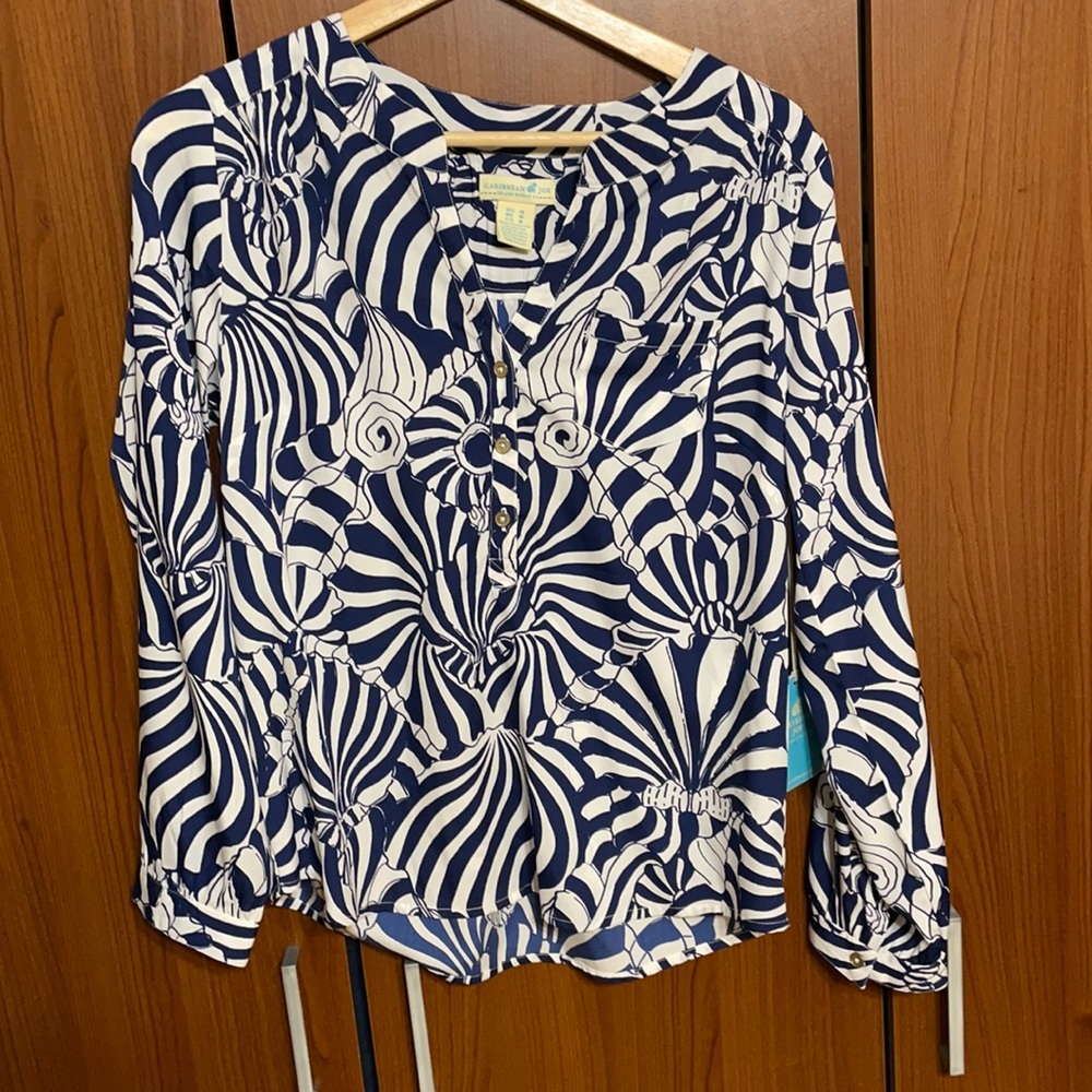 Navy & white print long sleeve top